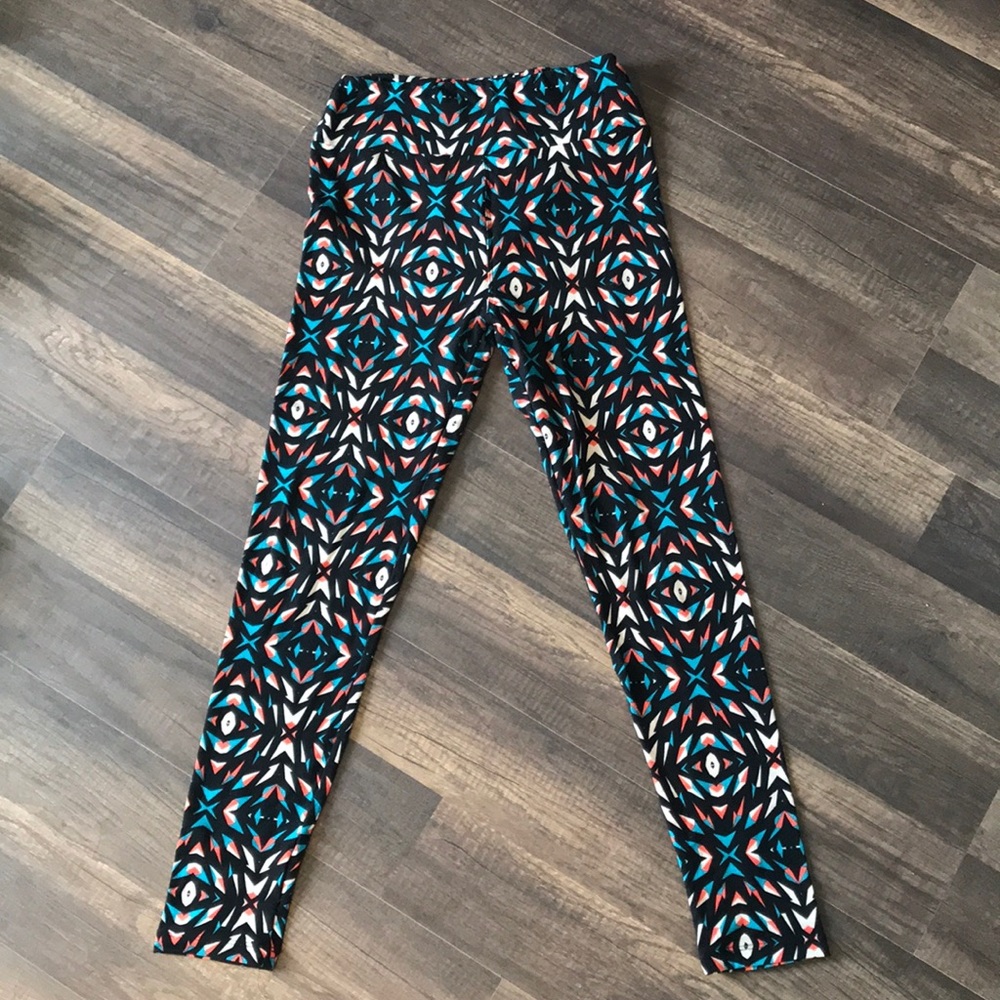 LuLaRoe OS leggings